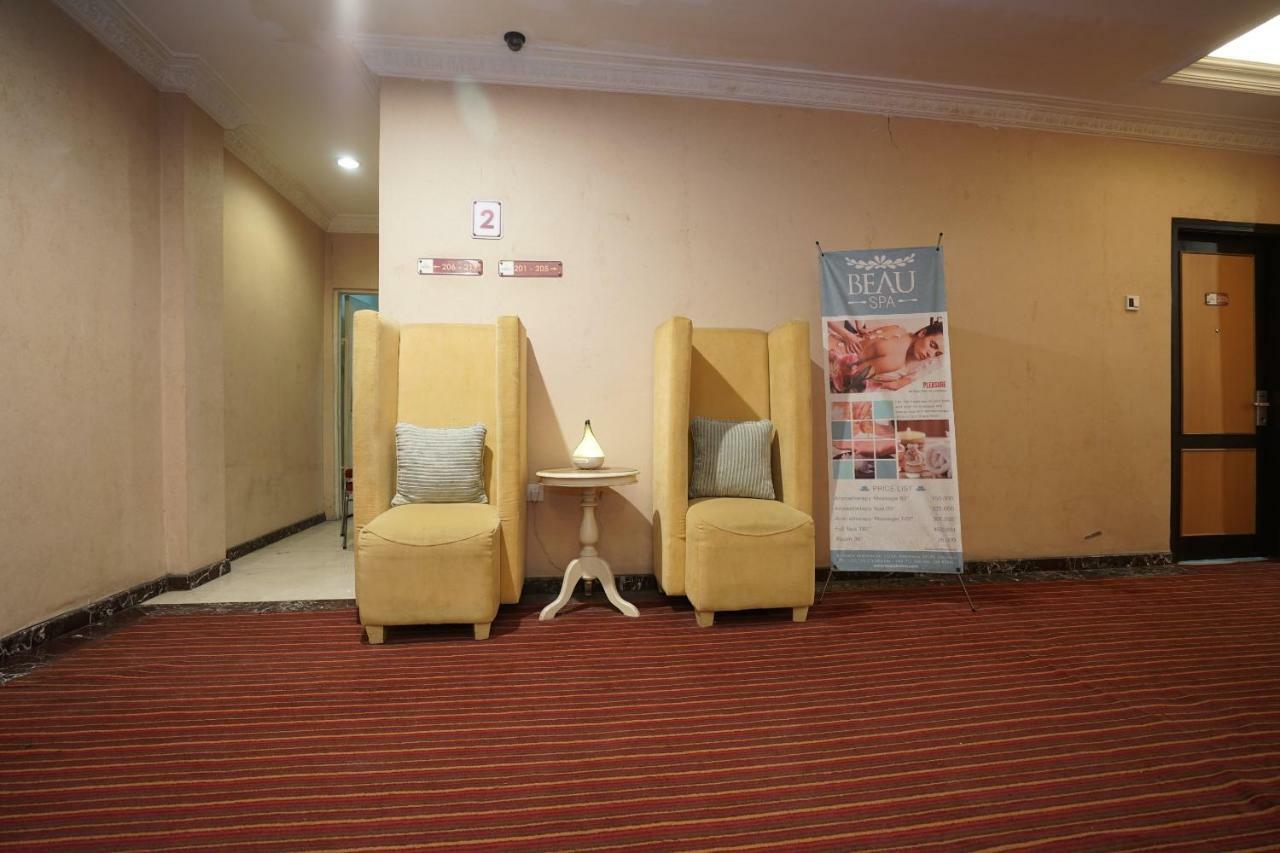 Capital O 1128 Hotel Imara Palembang Eksteriør billede
